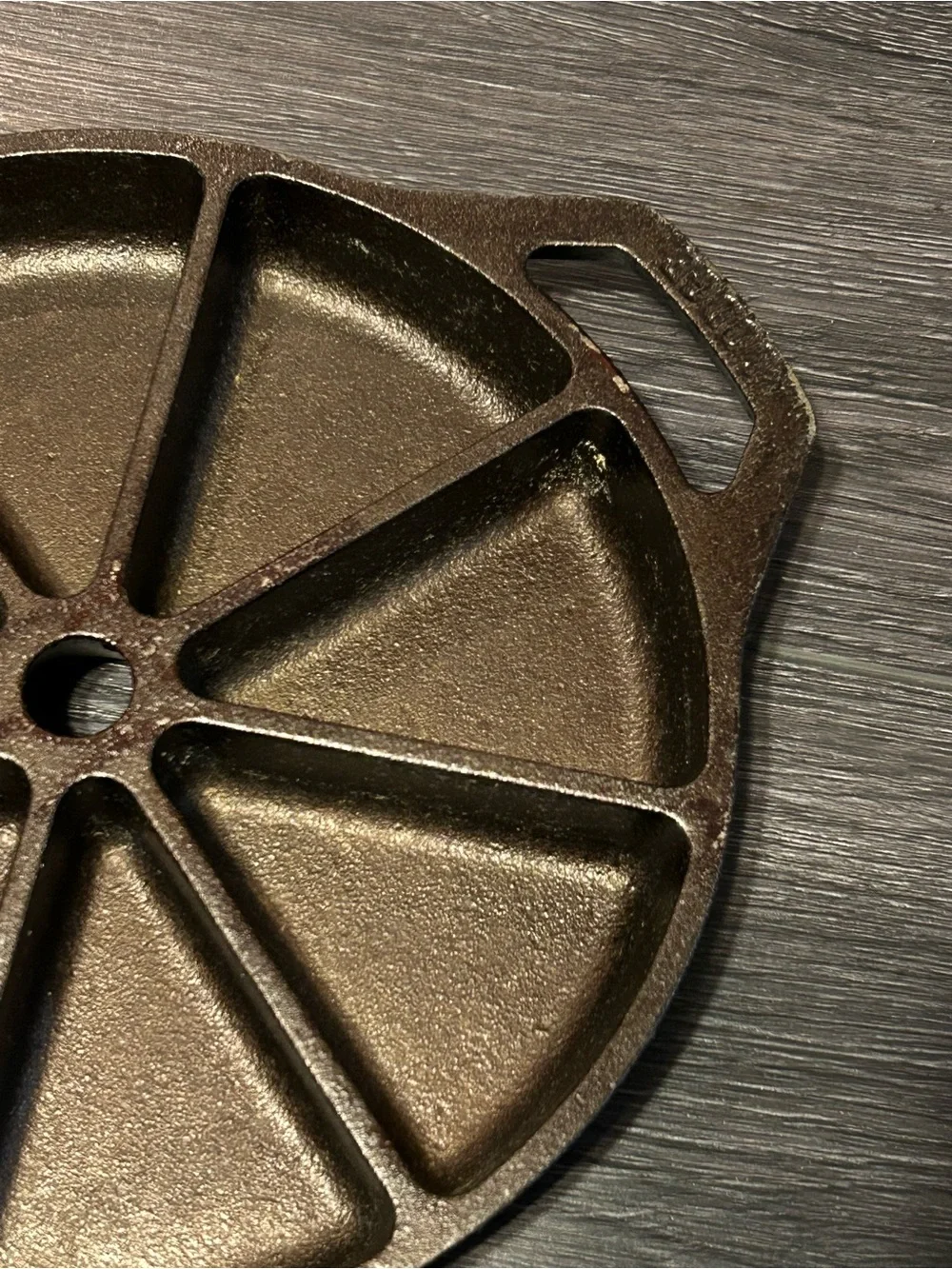 Cast Iron 8-Segment Skillet Pan - Black